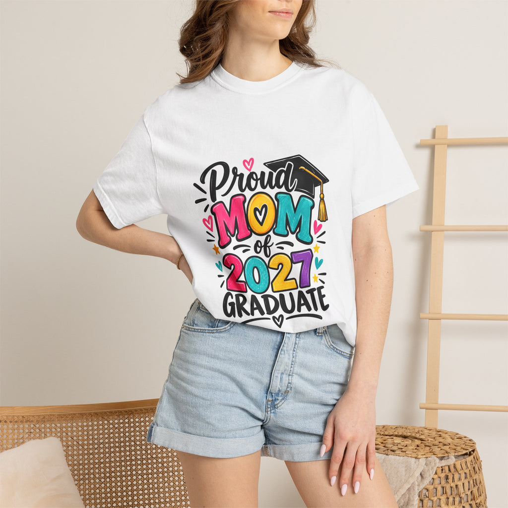 Proud Mom of 2027 Graduate T-Shirt