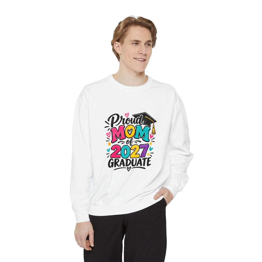 Proud Mom 2027 Graduate Sweatshirt